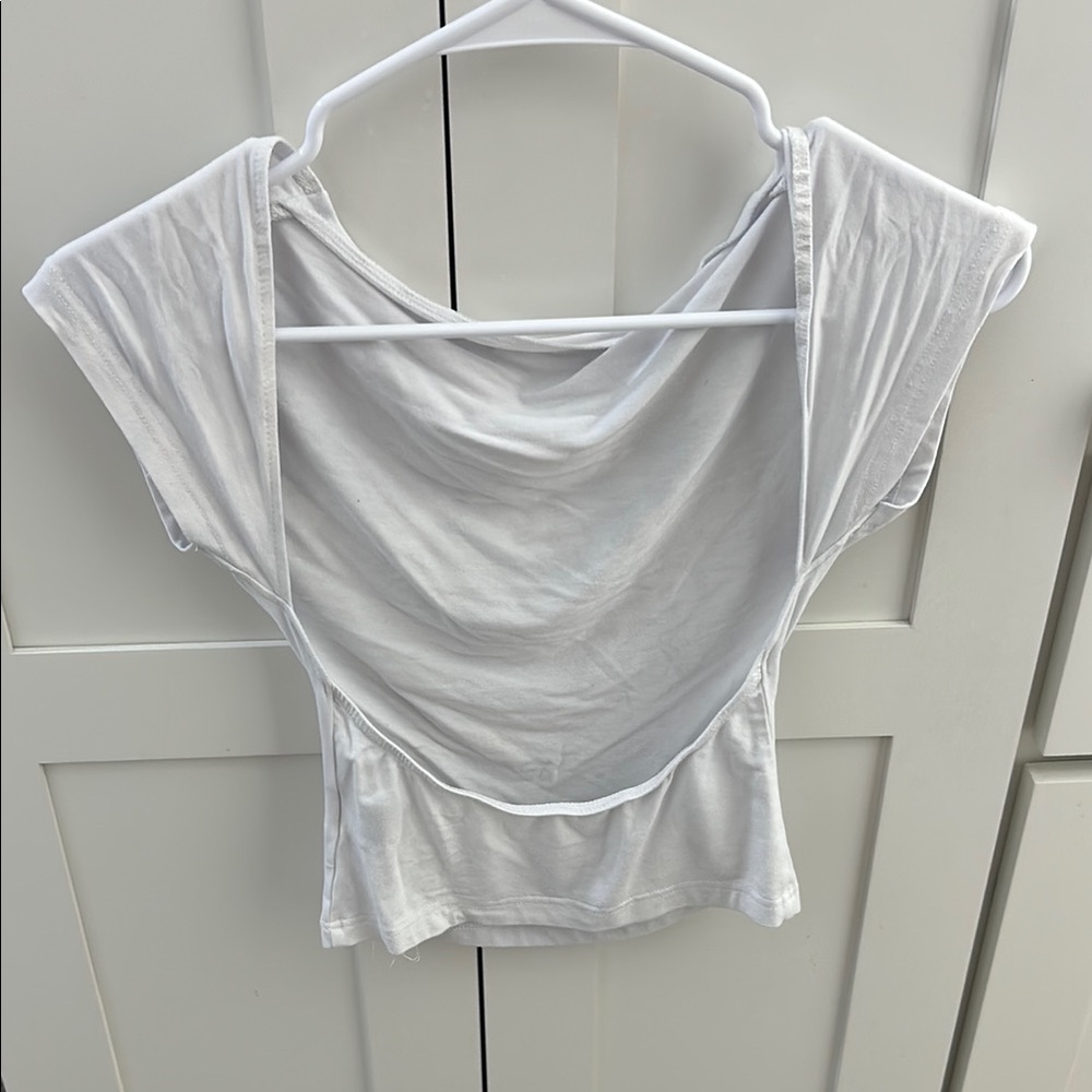 Elegant White Backless Women's Top